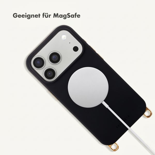 Selencia Rivièra Backcover mit MagSafe mit abnehmbaren Haken Apple iPhone 17 Pro - Velvet Black