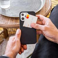 Accezz Premium Leather Card Slot Back Cover für das Apple iPhone 14 Plus - Schwarz