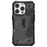 UAG Pathfinder Case für das Apple iPhone 16 Pro - Geo Camo