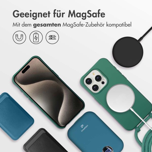 imoshion Color Backcover mit abnehmbarem Handykette und MagSafe Apple iPhone 15 Pro Max - Dunkelgrün
