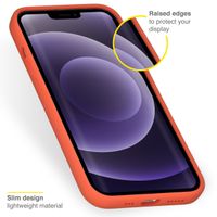 Accezz Liquid Silikoncase iPhone 13 - Nectarine