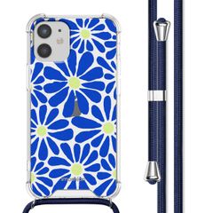 imoshion Design Hülle mit Band für das iPhone 12 Mini - Cobalt Blue Flowers Connect