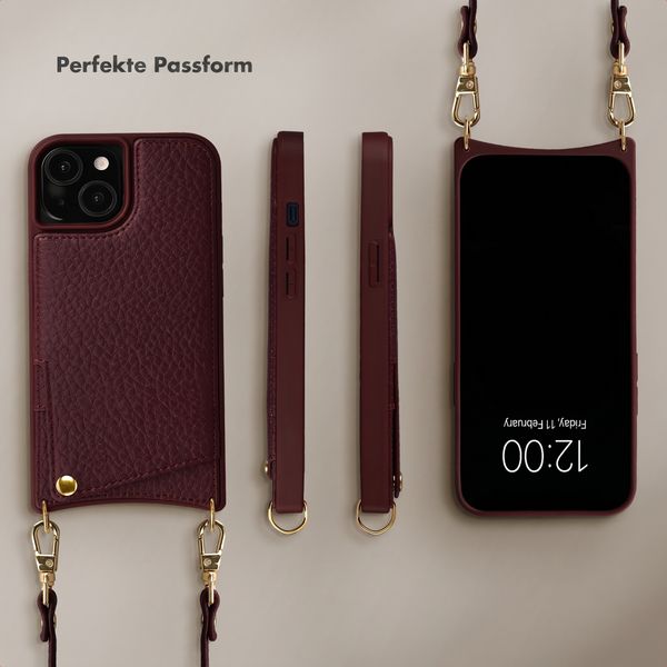 Selencia Nova HandyHülle mit Kordel und Kartenhalter Apple iPhone 15 - Bold Burgundy