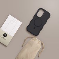 Selencia Wavy Backcover mit MagSafe Samsung Galaxy A36 / A56 - Schwarz