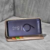 Accezz Wallet TPU Klapphülle Apple iPhone 11 Pro - Gold