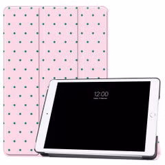 imoshion Design Trifold Klaphülle Apple iPad 9 (2021) 10.2 Zoll / iPad 8 (2020) 10.2 Zoll / iPad 7 (2019) 10.2 Zoll - Happy Dots