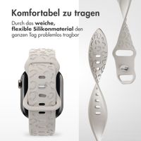 imoshion Silikonarmband Leopardenmuster für Apple Watch Series 1 - 9 / SE (38/40/41 mm) | Series 10 / 11 (42 mm) - Polarstern