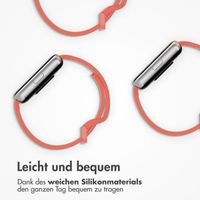 imoshion Silikonband⁺ für die Apple Watch Series 1 bis 9 / SE (38/40/41 mm) | Series 10 (42 mm) - Coral - Größe S/M