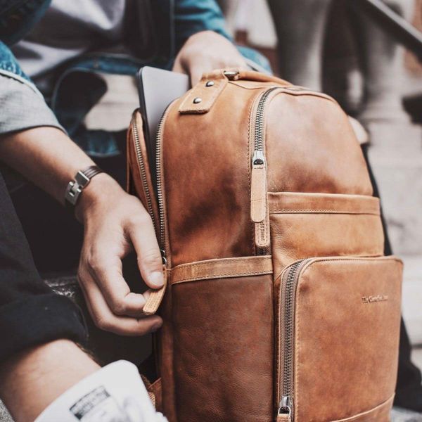 The Chesterfield Brand Austin Laptop Rucksack 14 Zoll - Echtes Leder - Cognac