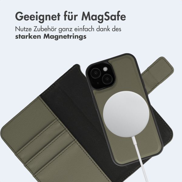 imoshion Herausnehmbare 2-in-1 Luxus-Bookcase Apple iPhone 15 - Grün