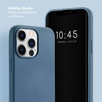 Selencia Back Cover mit luxuriöser Handschlaufe für das iPhone 13 Pro - Blau