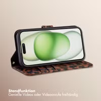 Selencia Sabi Klapphülle mit Leopardenmuster Apple iPhone 15 - Mocha Brown