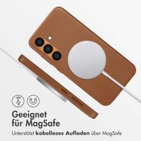 Accezz MagSafe Leather Backcover für das Samsung Galaxy S24 - Sienna Brown