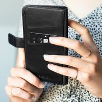 Selencia Echtleder Klapphülle Samsung Galaxy A70 - Schwarz