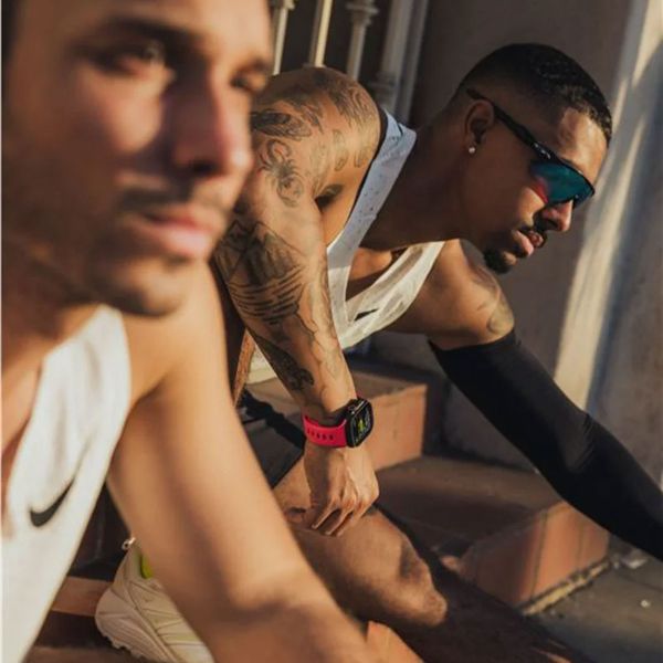 Nomad Tempo Silikonarmband für das  Apple Watch Series 1 - 11 / SE / Ultra (44/45/46/49 mm) - Coral