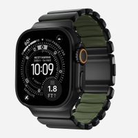 Nomad Stratos Armband für Apple Watch | 44/45/46/49 mm - Forest Green / Black Titanium