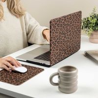 Selencia Sabi Laptop Cover Leopardenmuster Apple MacBook Air 15 Zoll (2023 / 2024 M3 chip / 2025 M4 chip) - Mocha Brown