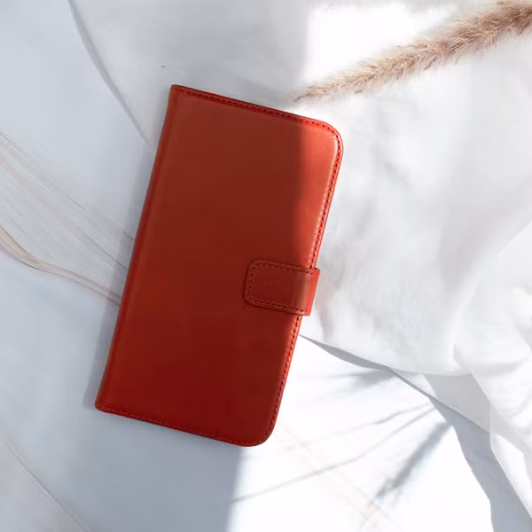 Selencia Echtleder Klapphülle Apple iPhone 12 Mini - Rot