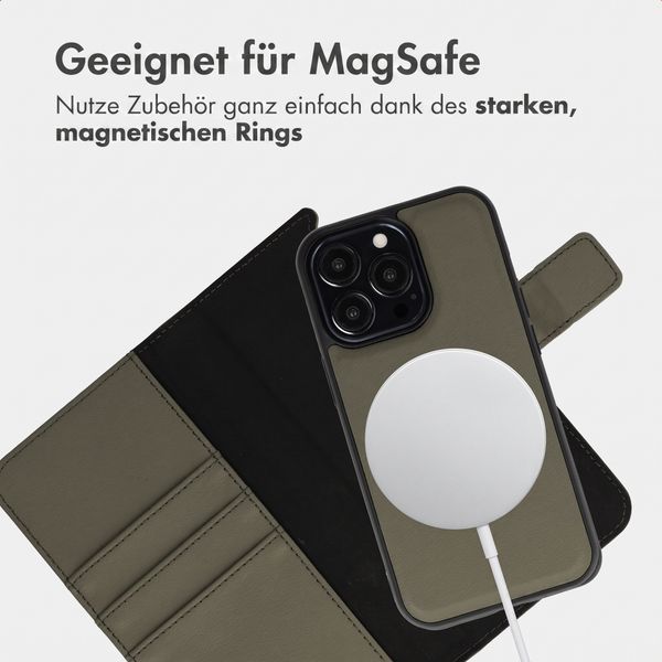 imoshion Herausnehmbare 2-in-1 Luxus-Bookcase Apple iPhone 13 Pro - Grün