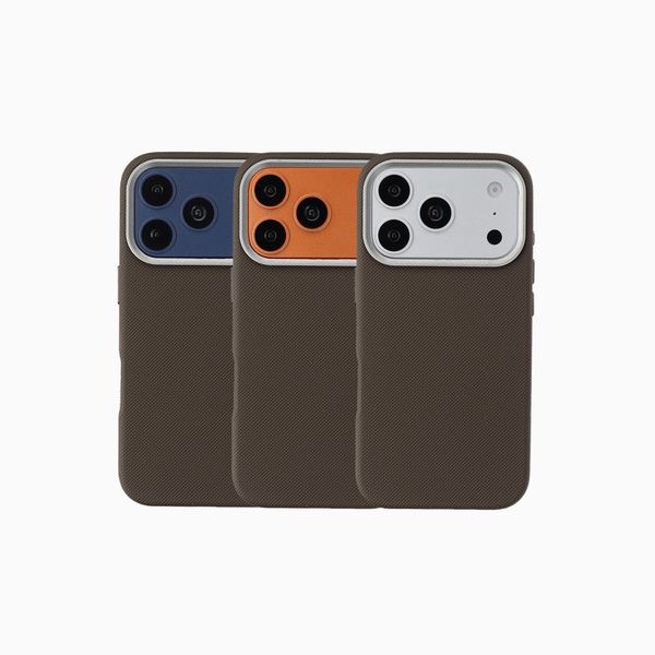 Accezz Mesh Backcover mit MagSafe Apple iPhone 17 Pro - Braun
