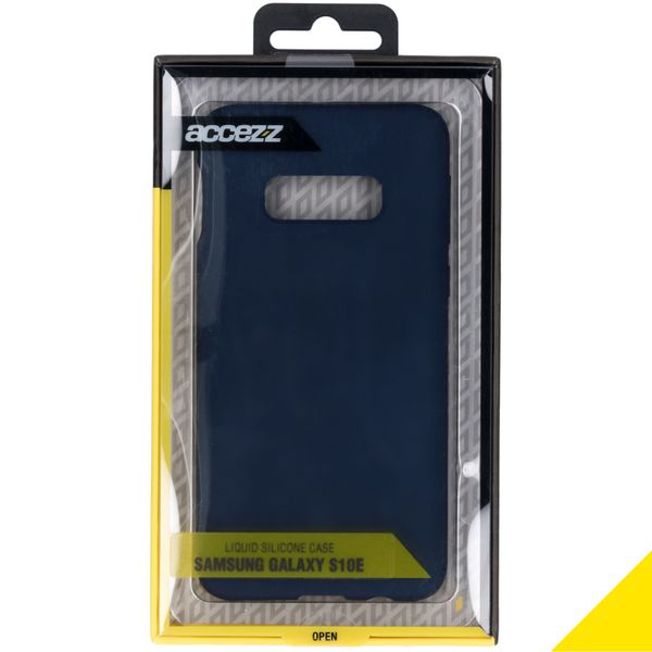 Accezz Liquid Silikoncase Samsung Galaxy S10e - Dunkelblau