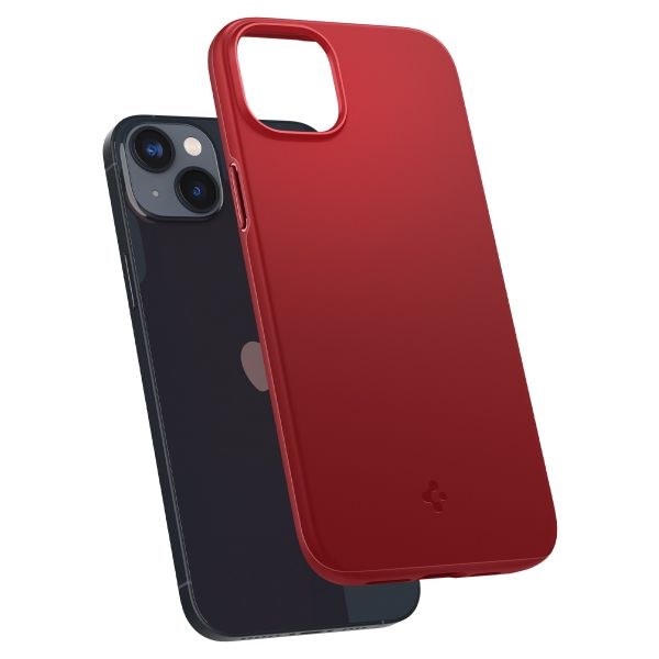 Spigen Thin Fit™ Hardcase für das iPhone 14 Plus - Rot