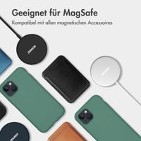 Accezz Liquid Silikoncase mit MagSafe Apple iPhone 17 Pro Max - Dunkelgrün