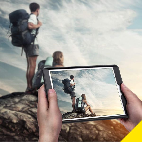 Accezz Robustes Back Case Apple iPad 9 (2021) 10.2 Zoll / iPad 8 (2020) 10.2 Zoll / iPad 7 (2019) 10.2 Zoll - Schwarz