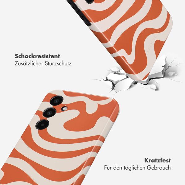 Selencia Vivid Tough Back Cover für das Samsung Galaxy A35 - Dream Swirl Orange