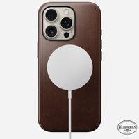 Nomad Modern Horween Leather Case für das iPhone 16 Pro - Rustic Brown