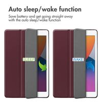 imoshion Trifold Klapphülle Apple iPad 9 (2021) 10.2 Zoll / iPad 8 (2020) 10.2 Zoll / iPad 7 (2019) 10.2 Zoll - Bordeaux