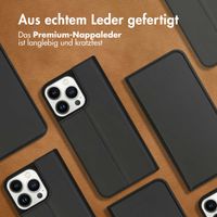 Accezz Premium Leather Slim Klapphülle Apple iPhone 13 Pro - Schwarz