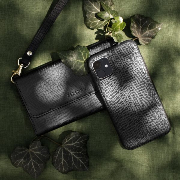 Selencia Tierra Clutch Klapphülle mit herausnehmbarem Backcover iPhone Xs / X