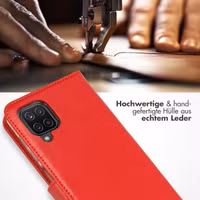 Selencia Echtleder Klapphülle Samsung Galaxy A12 - Rot