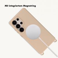 Selencia Rivièra Backcover mit MagSafe mit abnehmbaren Haken Samsung Galaxy S25 Ultra - Milky Latte