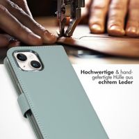 Selencia Echtleder Klapphülle für das iPhone 15 - Air Blue