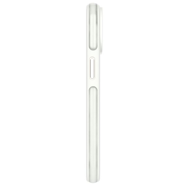 iDeal of Sweden Bumper Case MagSafe für das iPhone 15 - Cloudy White