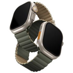 Uniq Revix doppelseitiges Armband für das  Apple Watch Series 1 t/m 11 / SE / Ultra (44/45/46/49 mm) - Moss Green / Tan