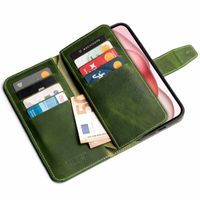 Wachikopa Multi Wallet Bookcase für das iPhone 15 - Forest Green