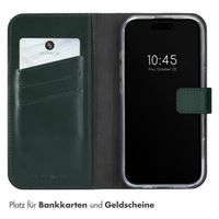 Selencia Echtleder Klapphülle für das Apple iPhone 16 Pro - Grün