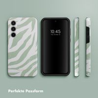 Selencia Vivid Tough Back Cover für das Samsung Galaxy A55 - Colorful Zebra Sage Green