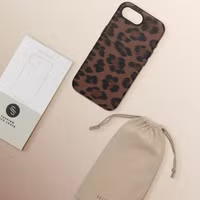 Selencia Sabi Backcover Leopardenmuster mit MagSafe Apple iPhone 16e - Mocha Brown