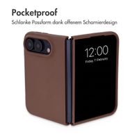 Accezz Liquid Silikoncase mit MagSafe Apple iPhone Duo - New Tea Brown