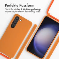 imoshion Silikonhülle mit Band für das Samsung Galaxy S23 - Orange