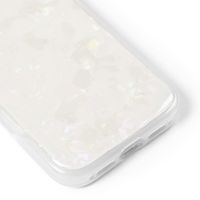 iDeal of Sweden Pearlized Case Apple iPhone 16 - Weiß