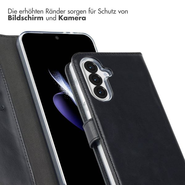 Selencia Echtleder Klapphülle für das Samsung Galaxy A56 - Schwarz