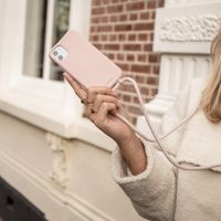 imoshion Color Backcover mit abtrennbarem Band Apple iPhone 12 (Pro) - Rosa