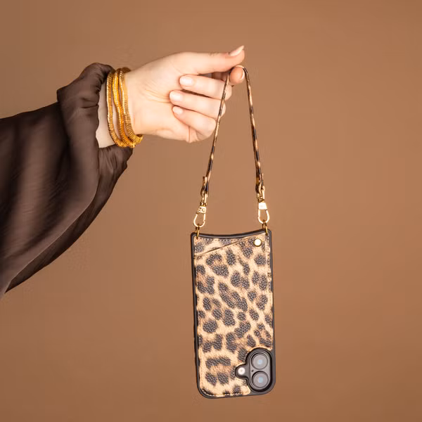 Selencia Nova HandyHülle mit Kordel und Kartenhalter Samsung Galaxy S25 FE - Leopard
