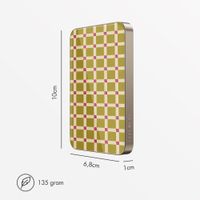 Selencia Vivid Powerbank 5.000 mAh - MagSafe und Qi - Desert Gold / Check This Olive