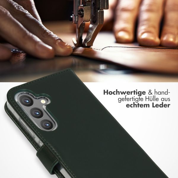 Selencia Echtleder Klapphülle Samsung Galaxy S24 - Grün